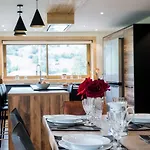 Familial Fleurs Des Bois - Rochebrune Chalet Megeve