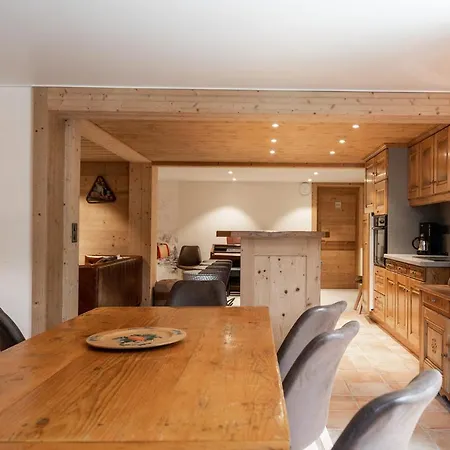 Familial Fleurs Des Bois - Rochebrune *