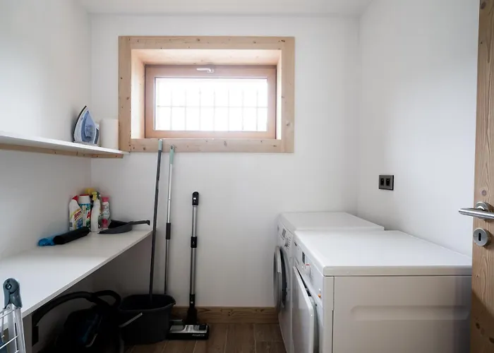 Familial Fleurs Des Bois - Rochebrune Dağ evi