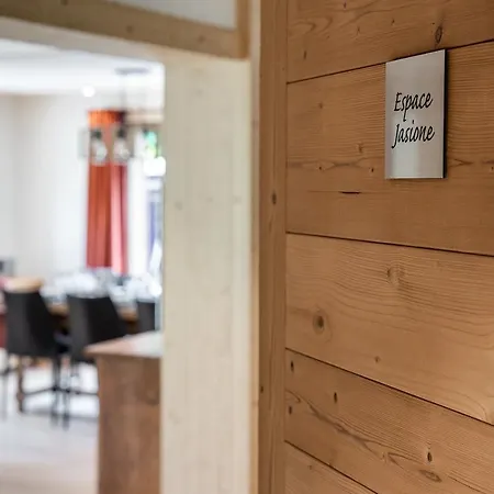 Familial Fleurs Des Bois - Rochebrune Chalet