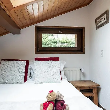 Alpstuga Familial Fleurs Des Bois - Rochebrune *