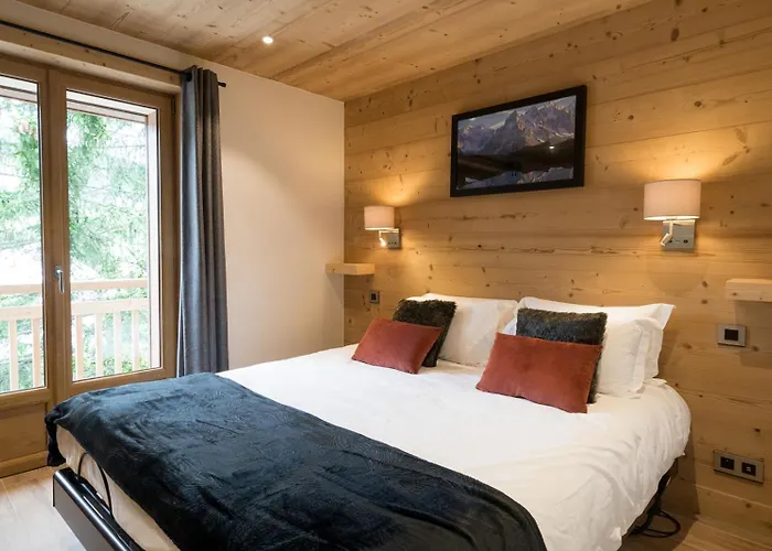 Familial Fleurs Des Bois - Rochebrune Chalet